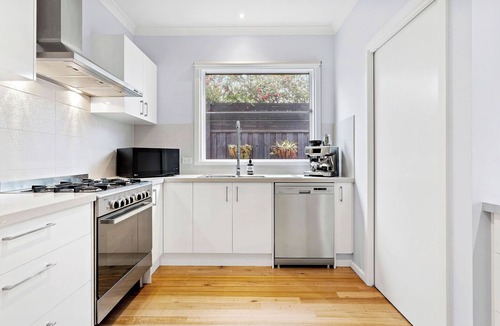 Capel Sound House | The Beach Hideaway - 500m to Beach