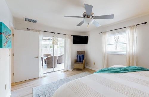 Naples Park House | The Beach Hive Cottage