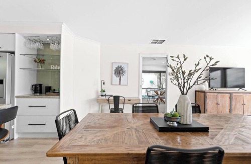 Patterson Lakes House | The Beach House: Waterfront with Boat Mooring