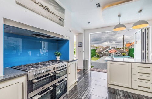 Southbourne House | The Beach House Bournemouth