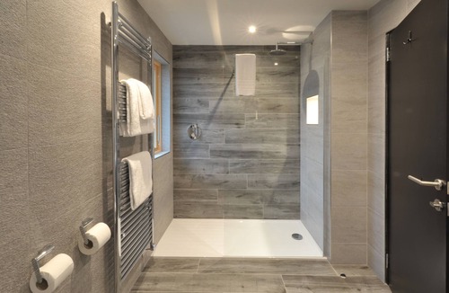 Inverbeg Hotel | The Beach House