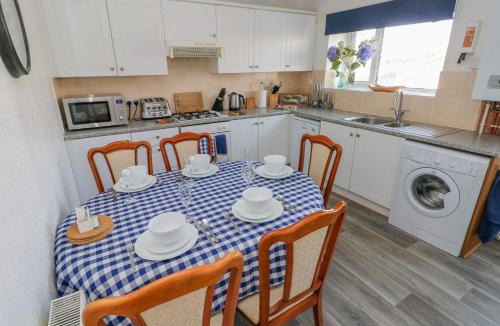 Llanelli House | The Beach House