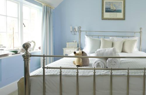 Milford on Sea Hotel | The Beach House