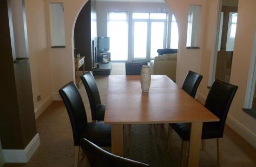 Thurso House | The Beach House