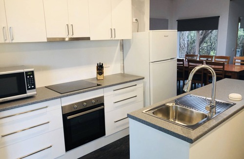 Tootgarook House | The Beach House on Morris