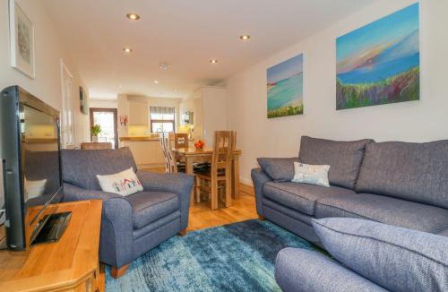 Crantock House | The Beach Hut