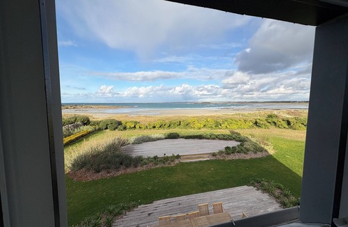 Penmarch Villa | The beach is just 20 metres away!