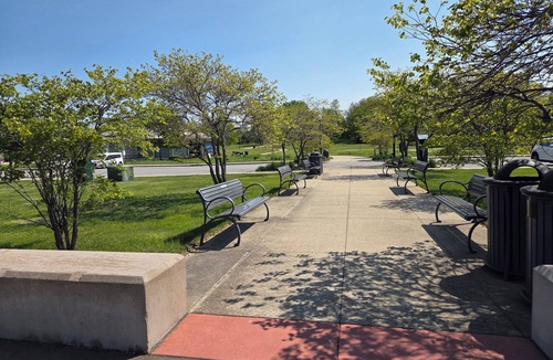 Whiting Apartment | The Beach Loft - 5 min from Whihala Beach, n 30 min. from Chicago Navy Pier