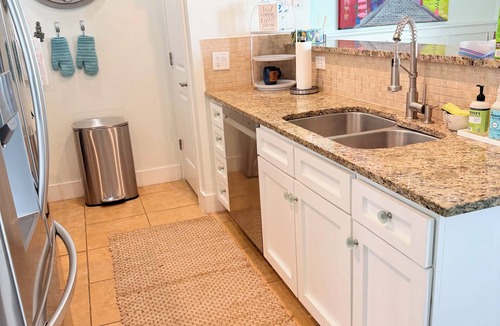 Red Fish Cove Condo | The Beach Pad: Bayside Serenity with Unforgettable Views. Pet-Friendly!