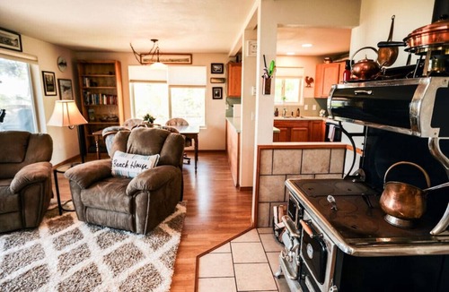 Port Angeles House | The Beach Place | Beachfront, Pet-Friendly, Views