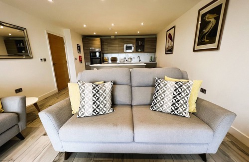 Sandown Apartment | The Beach Retreat