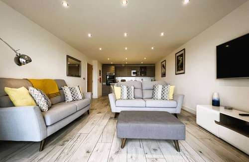 Sandown Apartment | The Beach Retreat