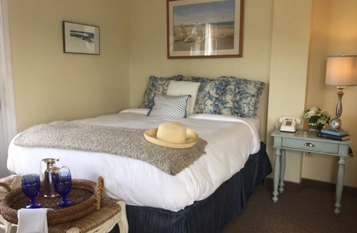 Wells Hotel | The Beach Rose Inn