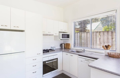 Blueys Beach House | The Beach Shack - Pacific Palms Holidays