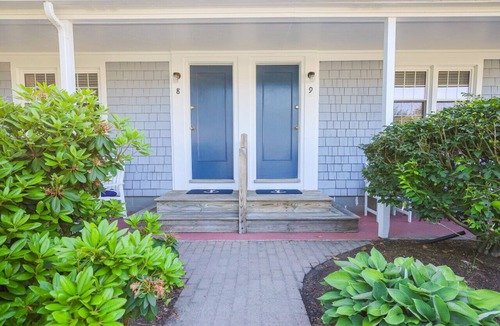 Northwest Harwich Condo | The Beachcomber Unit - #9