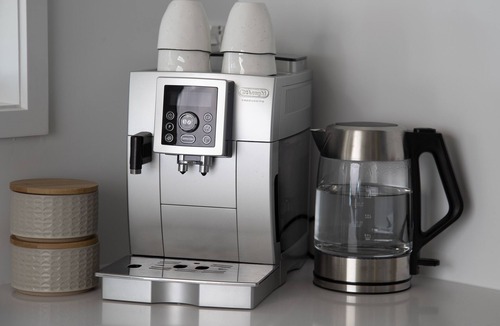 Papamoa Beach House | The Beachhouse- absolute beachfront!