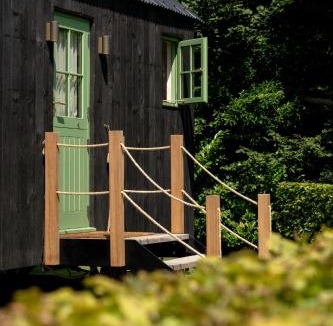 Langton Green Apartment | The Beacon