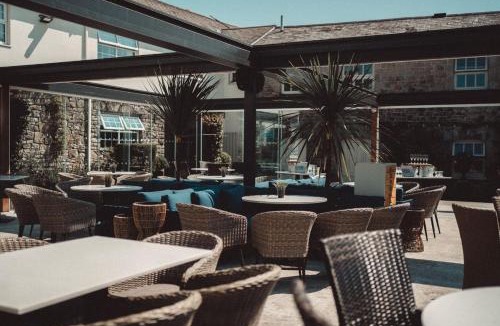 Cowbridge Hotel | The Bear, Cowbridge