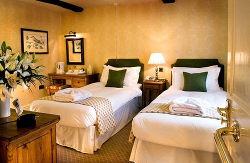 Devizes Hotel | The Bear Hotel