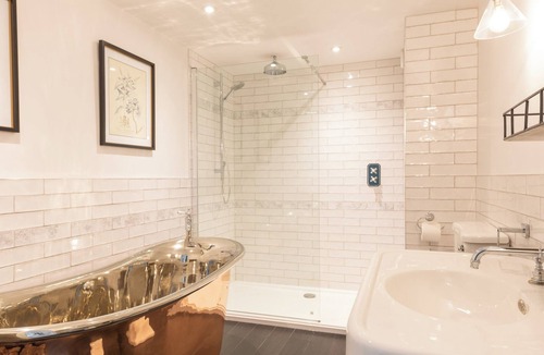 Wareham Hotel | The Bear Hotel