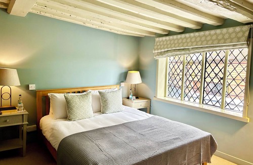 Hartfield Hotel | The Bear Inn