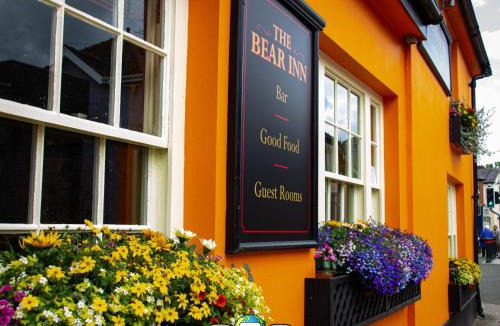 Llandovery Hotel | The Bear Inn