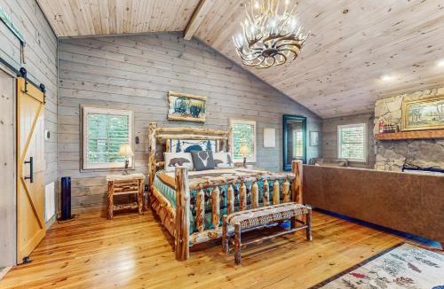 Necowa Cove House | The Bear Necessities