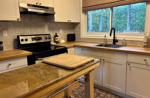 Lafontaine Cottage | The Beau at Belle-eau-Claire beach