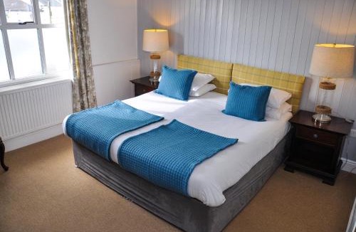 Raglan Hotel | The Beaufort, Raglan