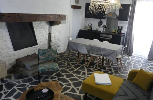 Fresselines Cottage | The Beautiful Adventure