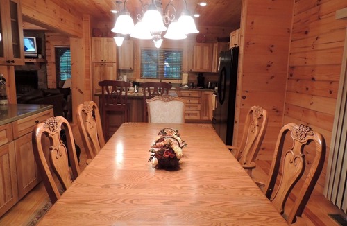 Rutherfordton Cabin | The Beautiful River Point Cabin