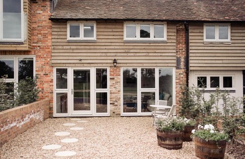 Balcombe Apartment | The Beech Cottage - Greentrees Estate