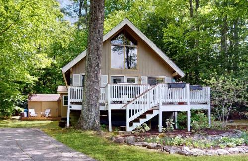 Tuftonboro House | The Beech Cottage