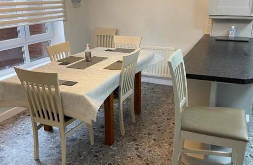 Sheffield Apartment | The Beeches - Serviced Duplex Apartment