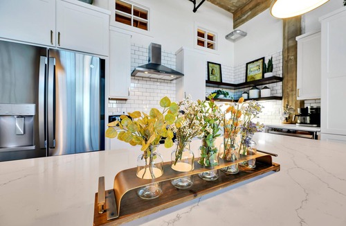 Brazos Condo | The Beehive - The Buzz of Downtown Waco