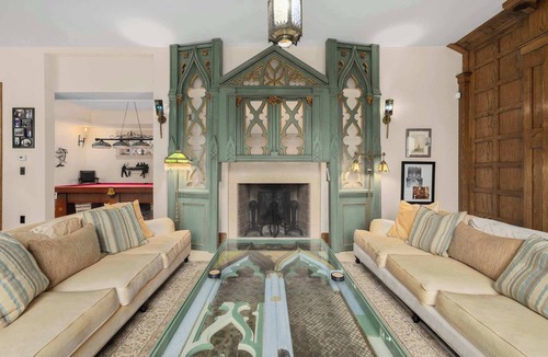 Top of the Hill House | The Belair Carriage House Newport