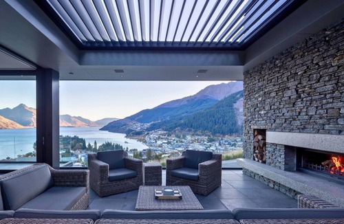 Queenstown City Centre Villa | The Belfast