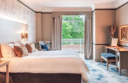 Wishaw Hotel | The Belfry