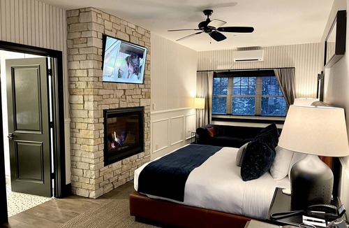 Williams Bay Hotel | The Belfry House