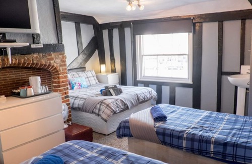 Hoddesdon Hotel | The Bell Hotel