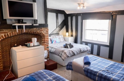 Hoddesdon Hotel | The Bell Hotel