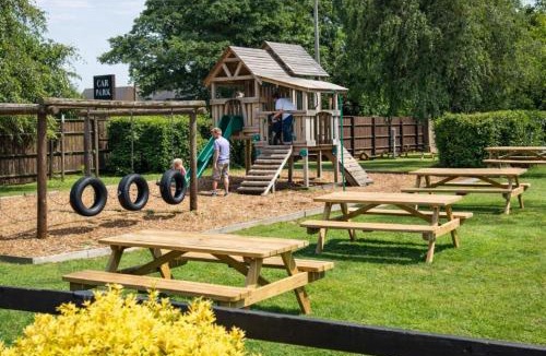 Frampton on Severn Hotel | The Bell Inn