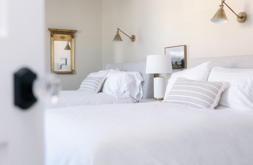 Peabody Hotel | The Bell Inn