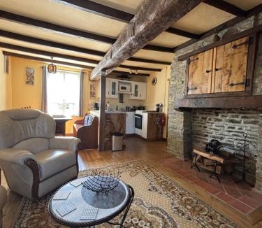 Notre-Dame-du-Touchet House | The Bell`s End Cottage