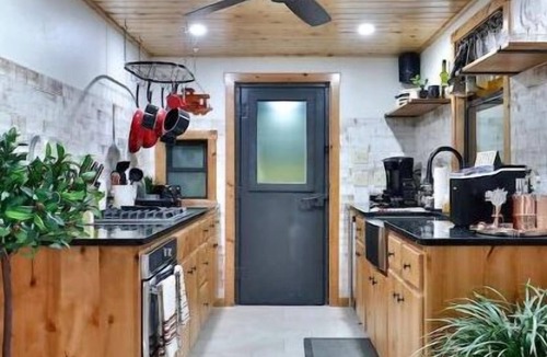 Baird House | The Belle Plain Caboose is a secluded romatic stay with great fishing!