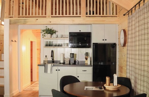 Mingoville Cabin | The Bellefonte Campground presents: Tiny Home | 2 Bedroom