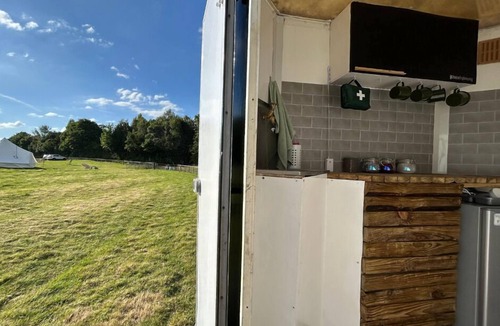 Hartburn RV Rental | The Bells Glamping