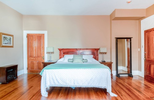 Abbeville Hotel | The Belmont Inn