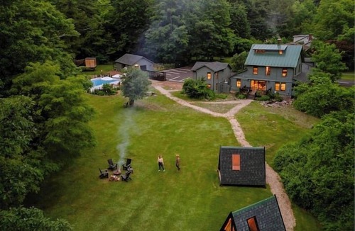 Phoenicia House | The Bend: Boutique Stays - Pool, Waterfront, Sauna