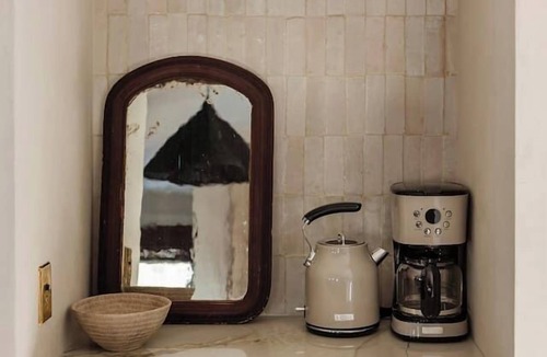 Phoenicia House | The Bend: Cottage Pool Sauna Fire Pits